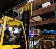 Hyster launches XN2 electric forklift _b